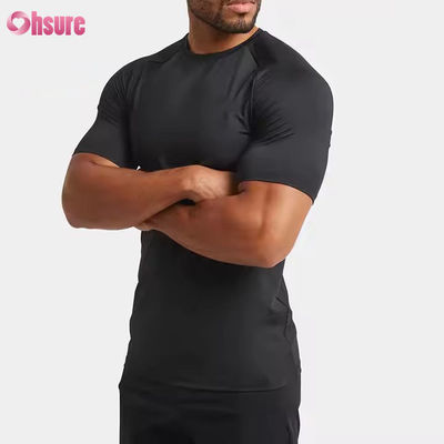 Polyester personalizado Spandex Ligero Slim Fit Raglan Manga Entrenamiento muscular rápido Top Gimnasio camiseta para hombres