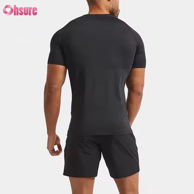 Polyester personalizado Spandex Ligero Slim Fit Raglan Manga Entrenamiento muscular rápido Top Gimnasio camiseta para hombres
