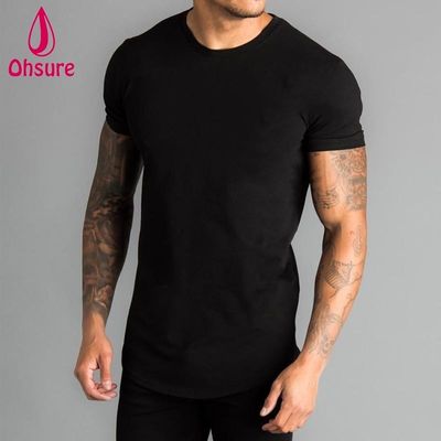 Diseño T-shirts deportivos masculinos al por mayor Custom New Athletic Manga corta Gimnasio Corriendo en blanco Impresión Casual Patrón de punto T-shirts en blanco