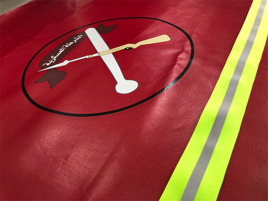 Impresión personalizada de PVC resistente al agua Bandera de vinilo 100% poliéster para publicidad al aire libre directamente de la fábrica de China